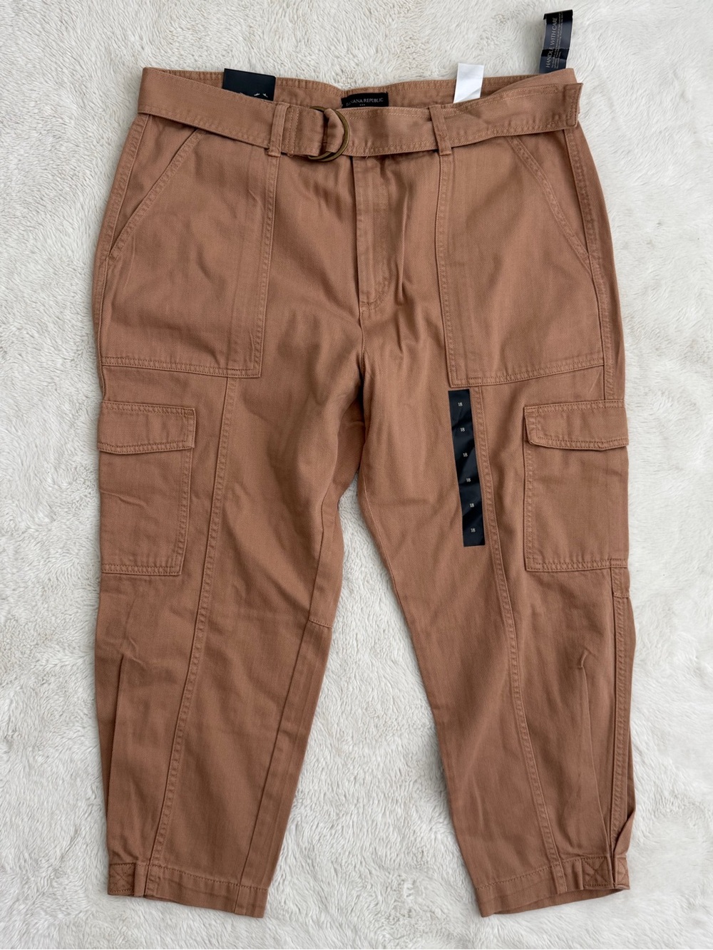 Banana Republic Women's Barrel Cargo Ankle Jeans in Khaki